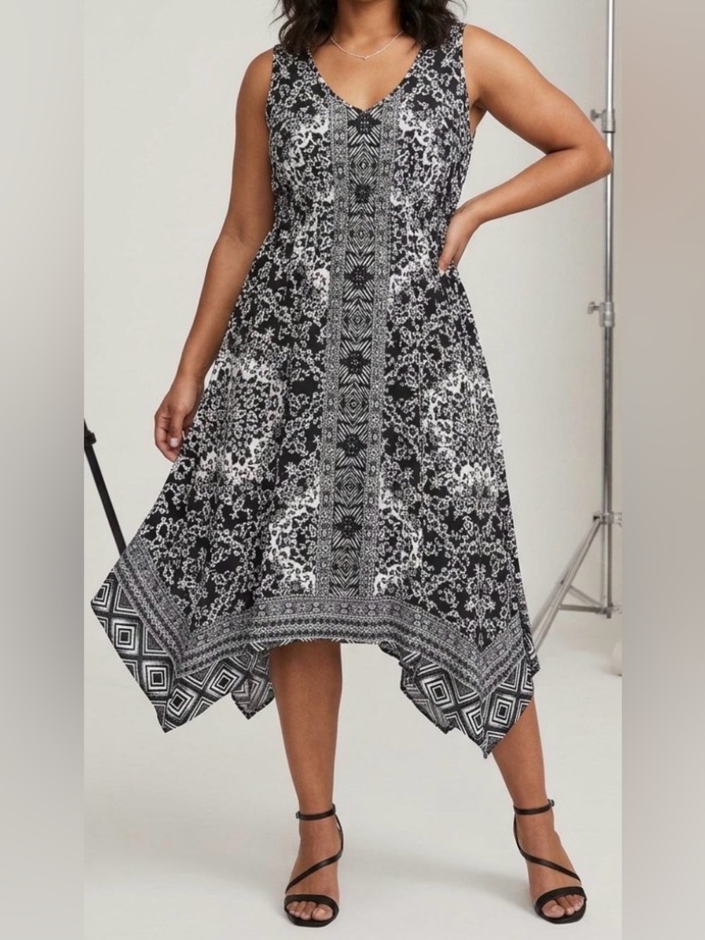 Style & Co sleeveless dress beach cover up black and white with pleated bust